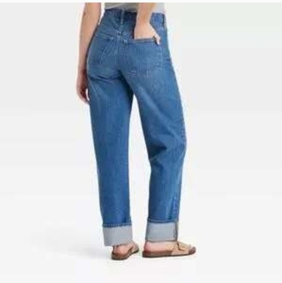 Universal Thread Mid Rise 90s Baggy Cuffed  Straight Leg Jeans - Picture 4 of 7
